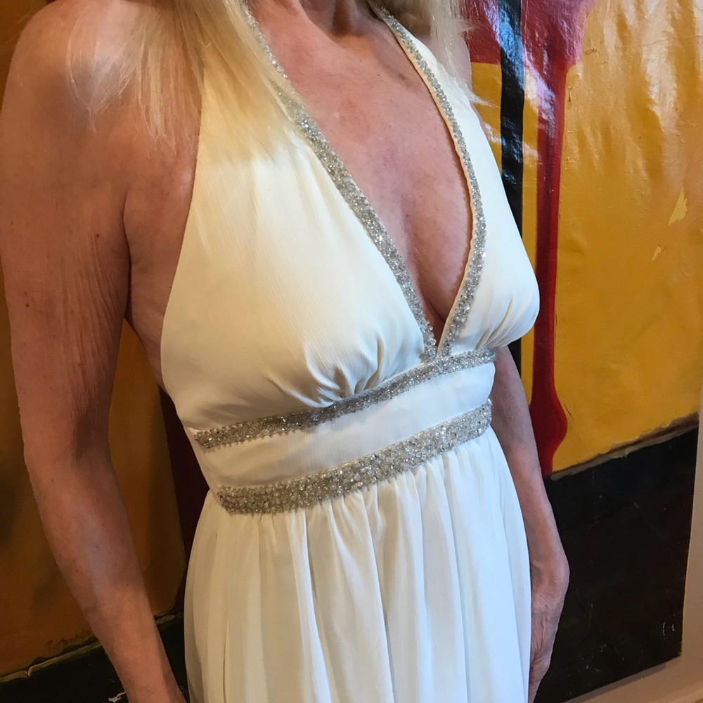 A.B.S. Collection Gown - Picture 4 of 6